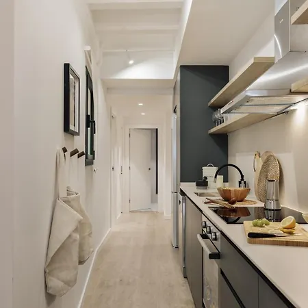 Belua - 2 Bedrooms In Sarria ברצלונה